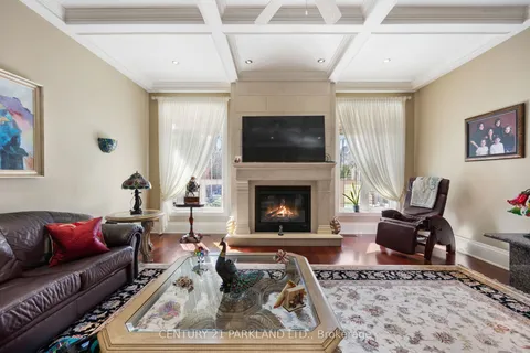 16 Boyle Drive, ON L4C 6C9
