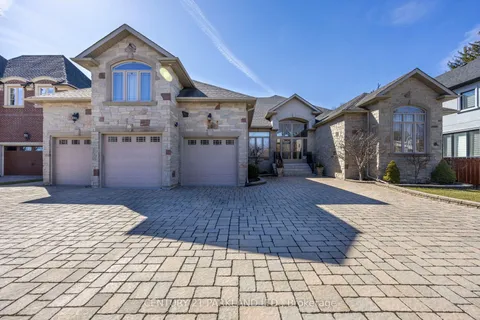 16 Boyle Drive, ON L4C 6C9