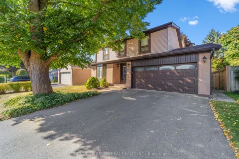 32 Mayvern Crescent, ON L4C 5J6