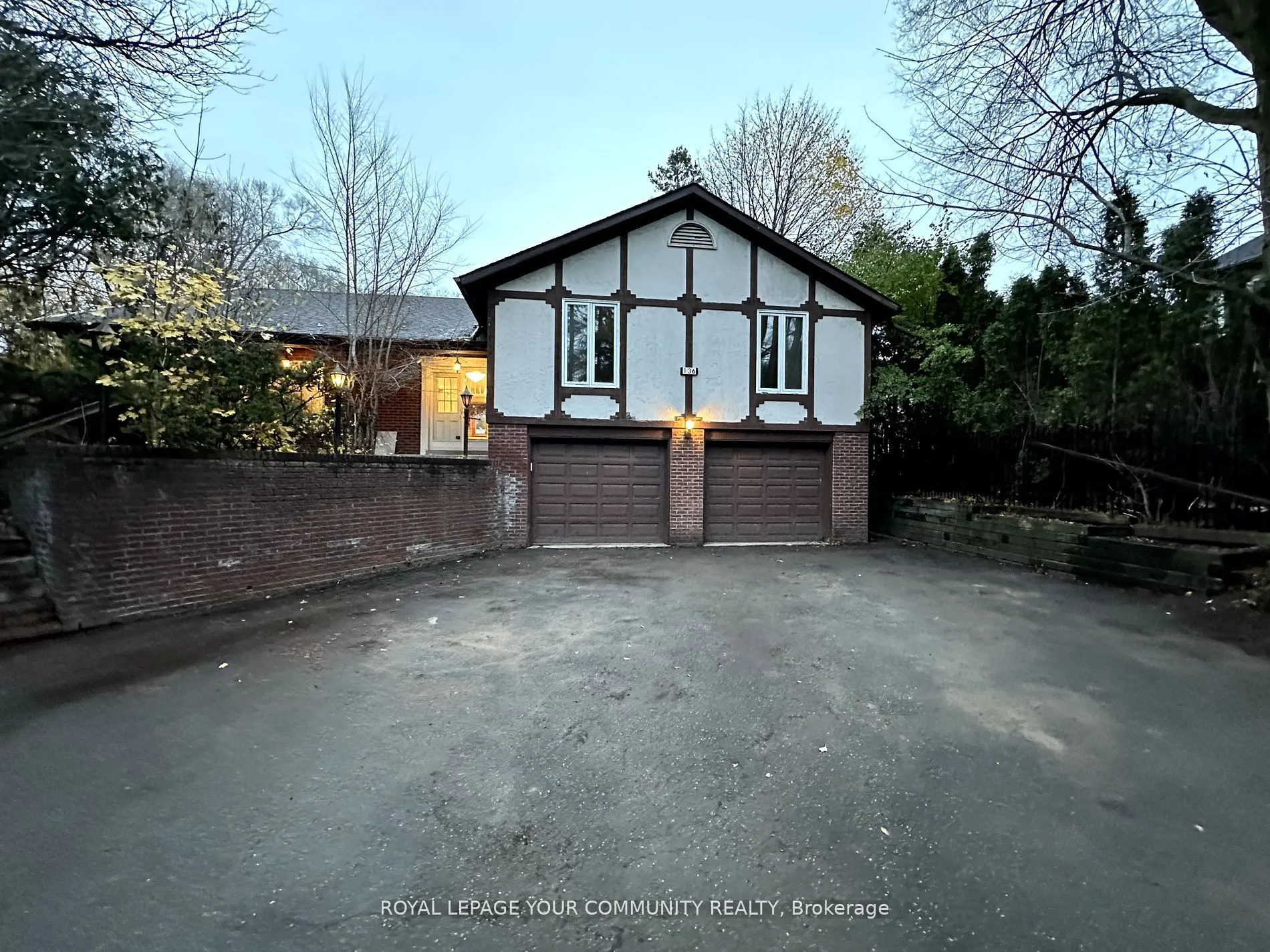 136 Arnold Crescent, ON L4C 3R8