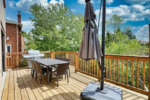 211 Franklin Avenue, ON L4J 7L4