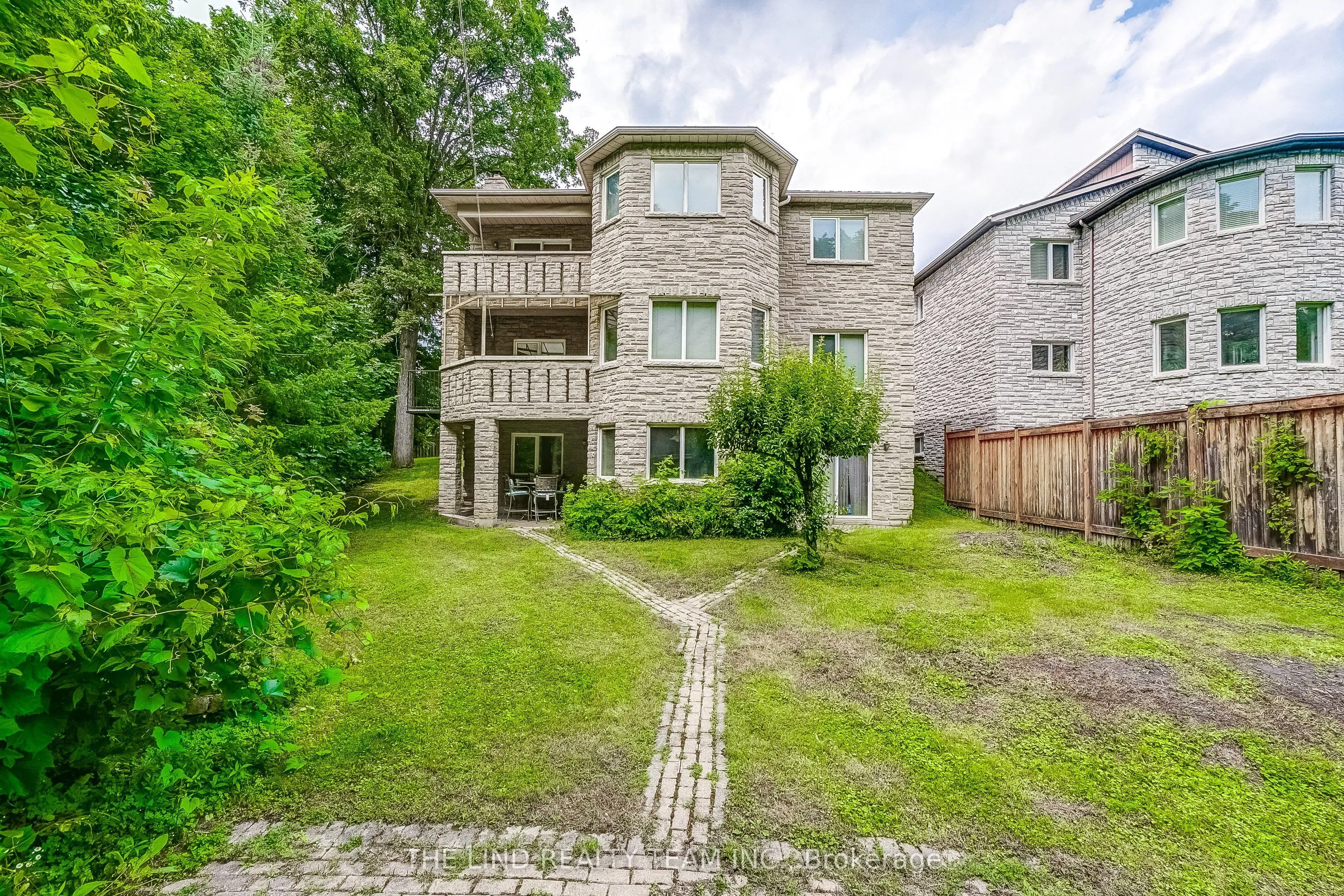 99 Birch Avenue, ON L4C 6C5