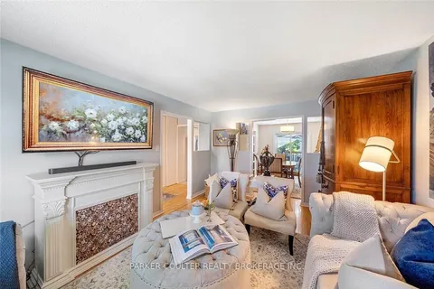 11 Robertson Road, ON L3W 0J4