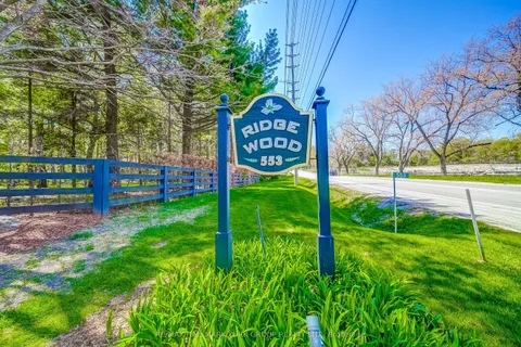 553 St John's Side Road, ON L4G 0N1