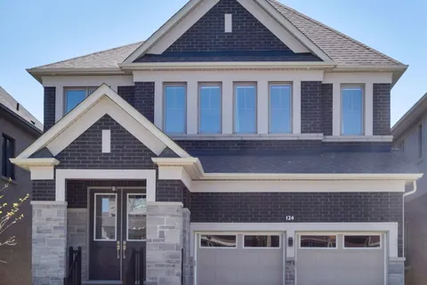 124 Sikura Circle, ON L4G 3Y9