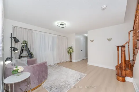 182 Meadowhawk Trail, ON L3Z 0E9