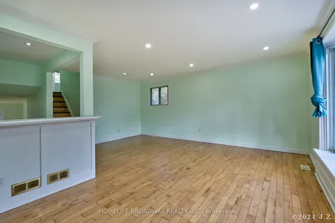 42 Sciberras Road, ON L3R 2J3