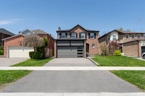 226 Austin Drive, Markham, ON L3R 6M6
