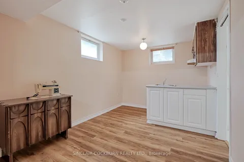 148 Grandview Avenue, ON L3T 1H8