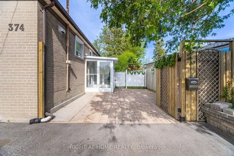 374 Browndale Crescent, ON L4C 3J4