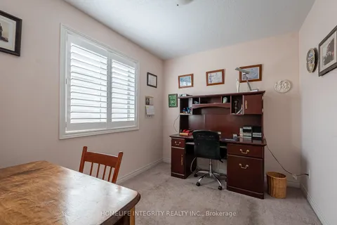 32 Mcmulkin Street, ON L9R 0A9