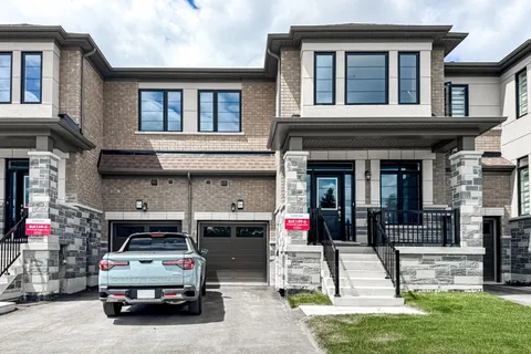 86 Kenneth Rogers Crescent, ON L9N 1S5