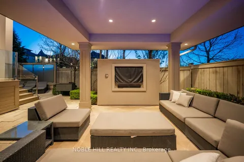 9 Chapel Gully Trail, ON L7B 0A1