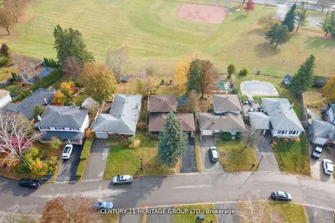 298 Roywood Crescent, ON L3Y 1A5