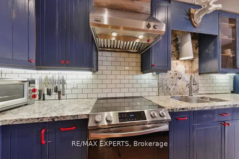 119 Westbury Court, ON L4L 2S3