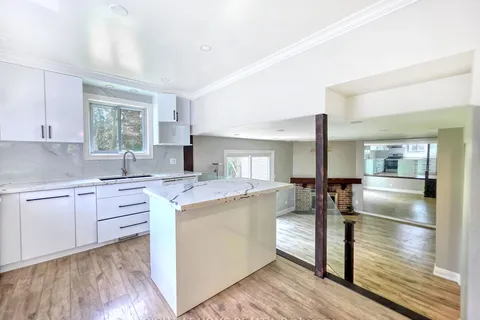 164 Springhead Gardens, ON L4C 5C6