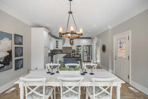 294 Sunset Beach Road, ON L4E 3H2