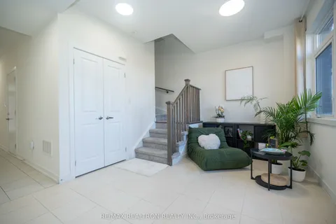 14 Garneau Street, ON L4L 0M1