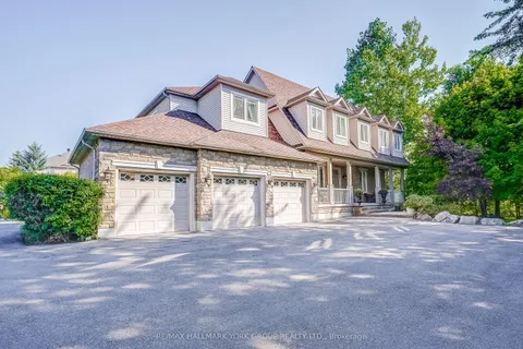 17 Duncton Wood Crescent, ON L4G 7T4