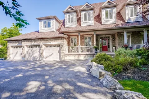17 Duncton Wood Crescent, ON L4G 7T4