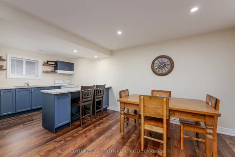 239 Centre Street, Essa, ON L0M 1B0