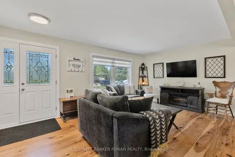 15 Burbank Circle, ON L0M 1J0