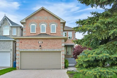 143 Halterwood Circle, Markham, ON L3P 7T2