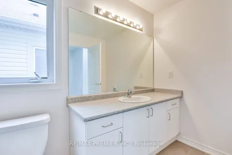 51 Sasco Way, ON L0M 1B4