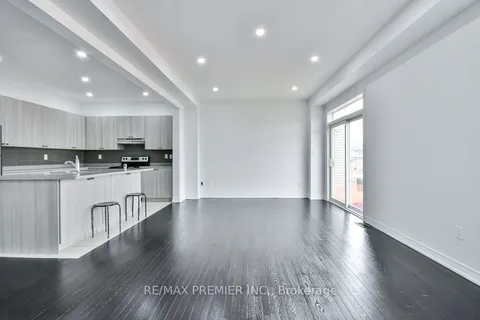 51 Sasco Way, ON L0M 1B4