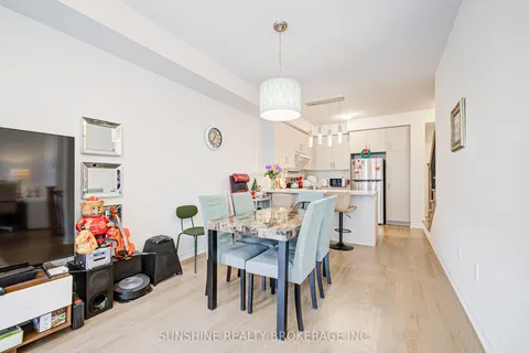 8 Mel Irving Drive, ON L3Z 4P1