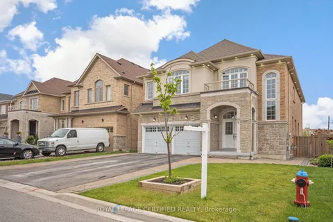 32 Cayton Crescent, ON L3Z 2A6