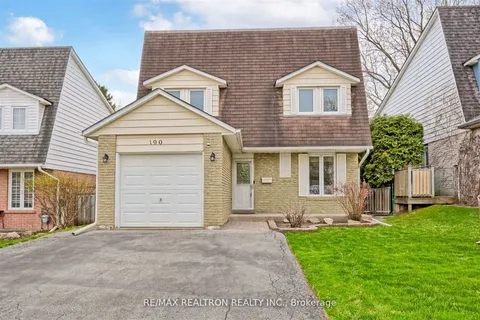 190 Lloyd Avenue, ON L3Y 5M3