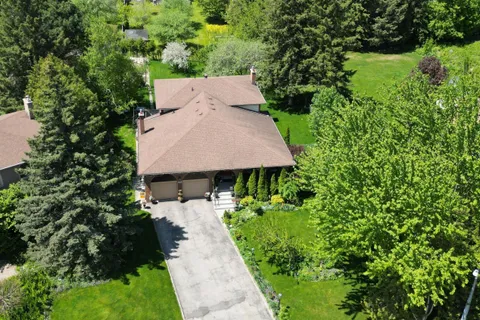 42 Banner Lane, ON L7B 1K2