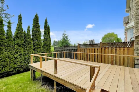 203 Milliken Meadows Drive, ON L3R 0V9