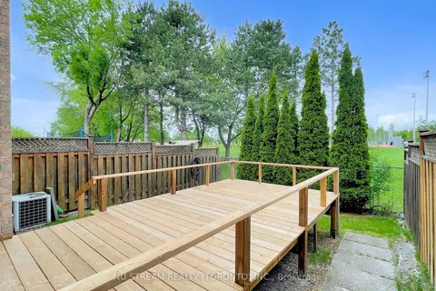 203 Milliken Meadows Drive, ON L3R 0V9