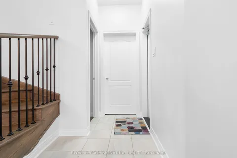 135 Mcdonnell Crescent, ON L3Z 0S8