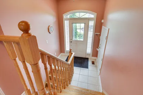 90 Guery Crescent, ON L4L 9P5