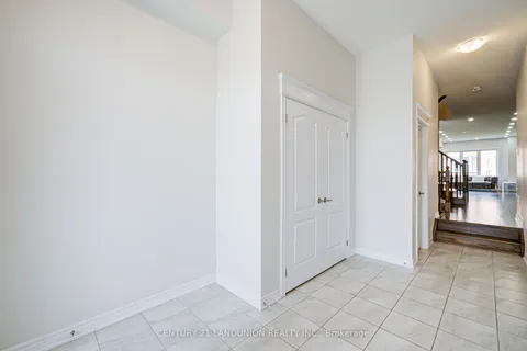 95 Thornapple Lane, ON L4E 1E7
