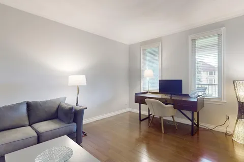 81 Garden Avenue, ON L4C 6L6