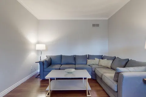 81 Garden Avenue, ON L4C 6L6