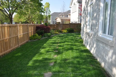 20 Brownridge Drive, ON L4J 7X6