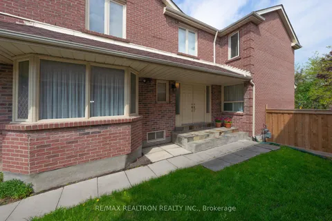 178 Winding Lane, ON L4J 5J3