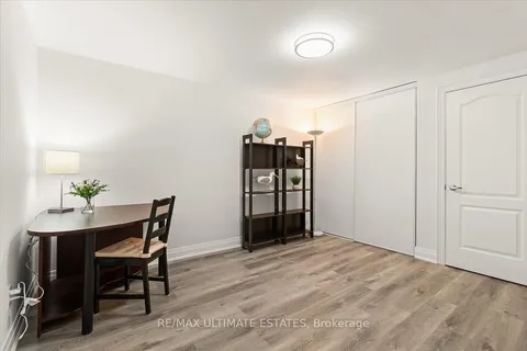 9 Frontier Drive, ON L4C 0M2