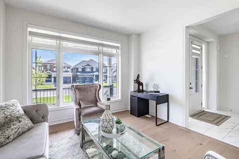 62 Sandhill Crescent, ON L0G 1W0