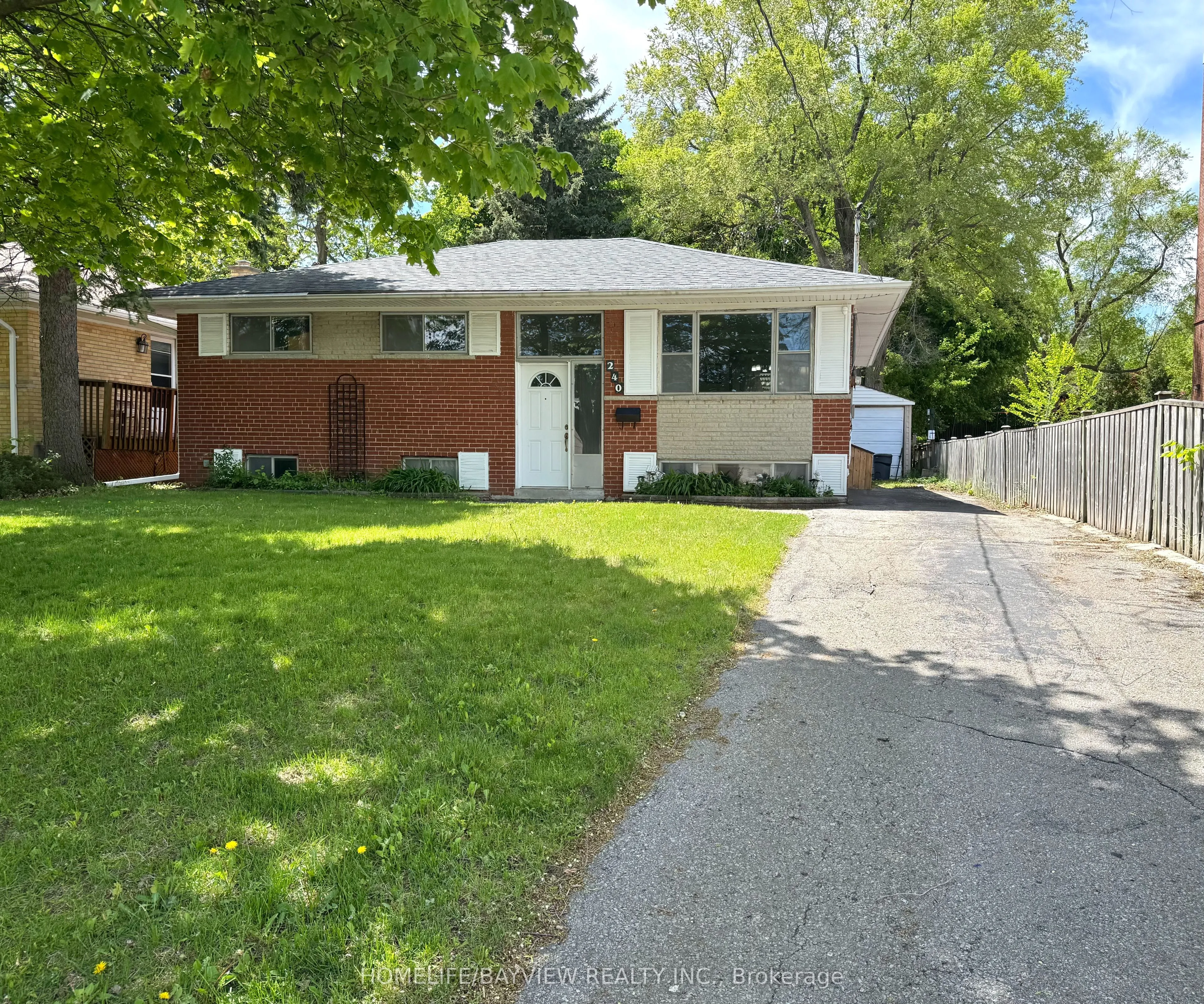 240 Jacey Anne Drive, ON L4C 4N5