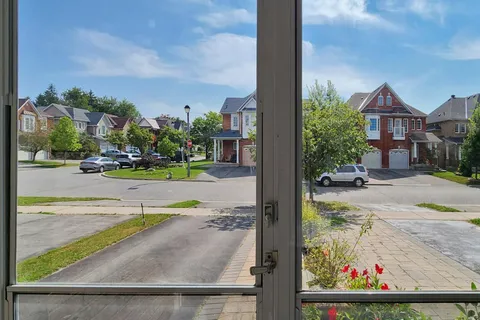 116 Redkey Drive, ON L3S 4R6