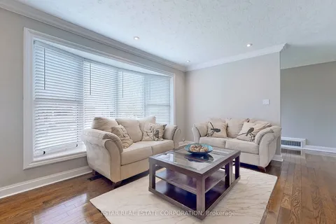 26 Elm Street, ON L3P 2V5