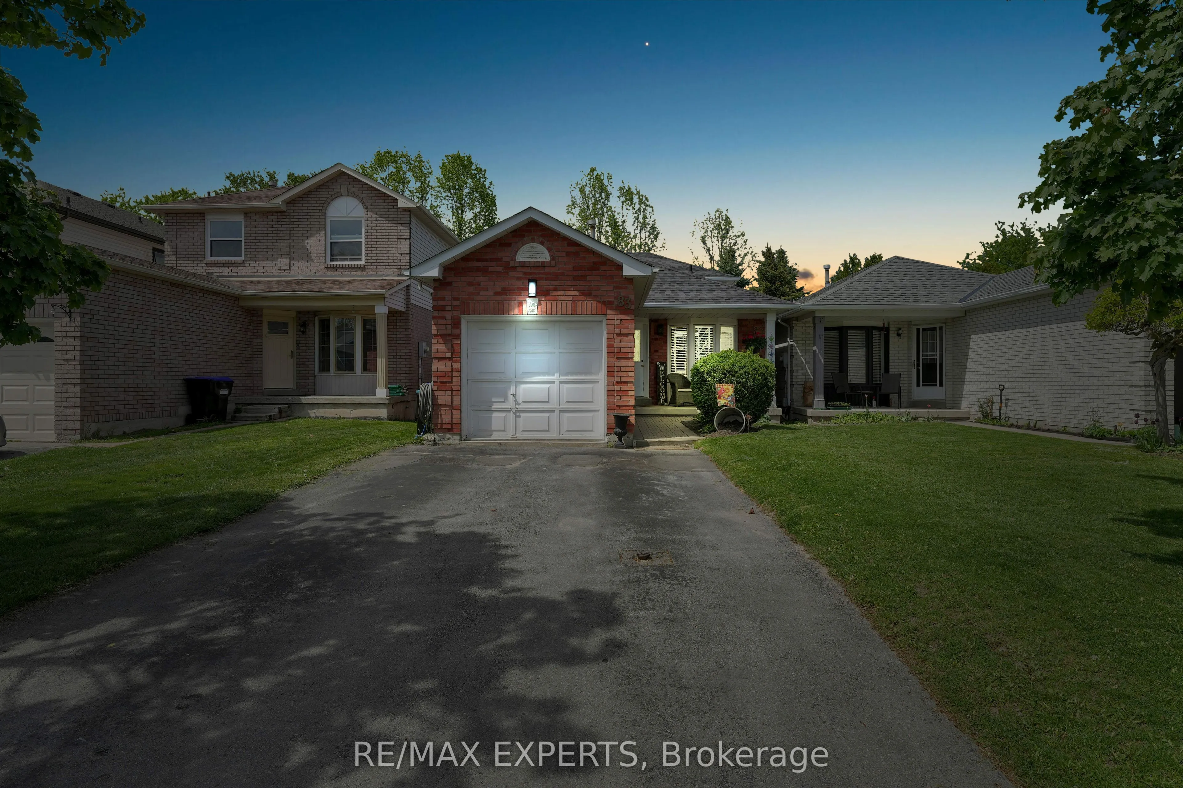 83 Gray Avenue, ON L9R 1P5