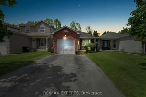 83 Gray Avenue, ON L9R 1P5