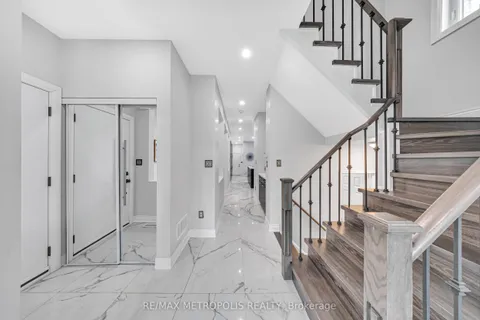 10 Snowcreek Street, ON L6B 0K5